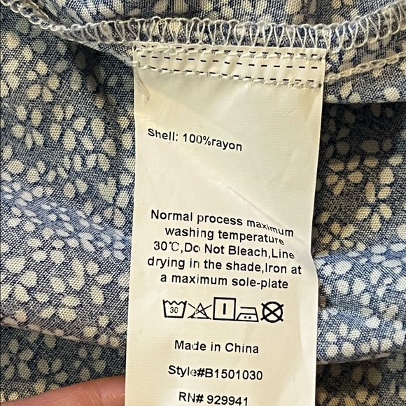 New Suzanne betro  small crop top zip back - Picture 8 of 10